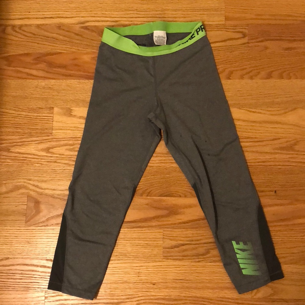 NIKE PRO high waisted  leggings